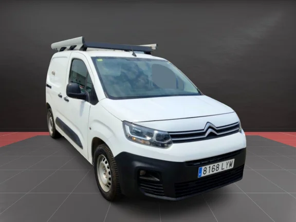 Citroen Berlingo Worker 3 Plazas con Baca y Bola de Remolque